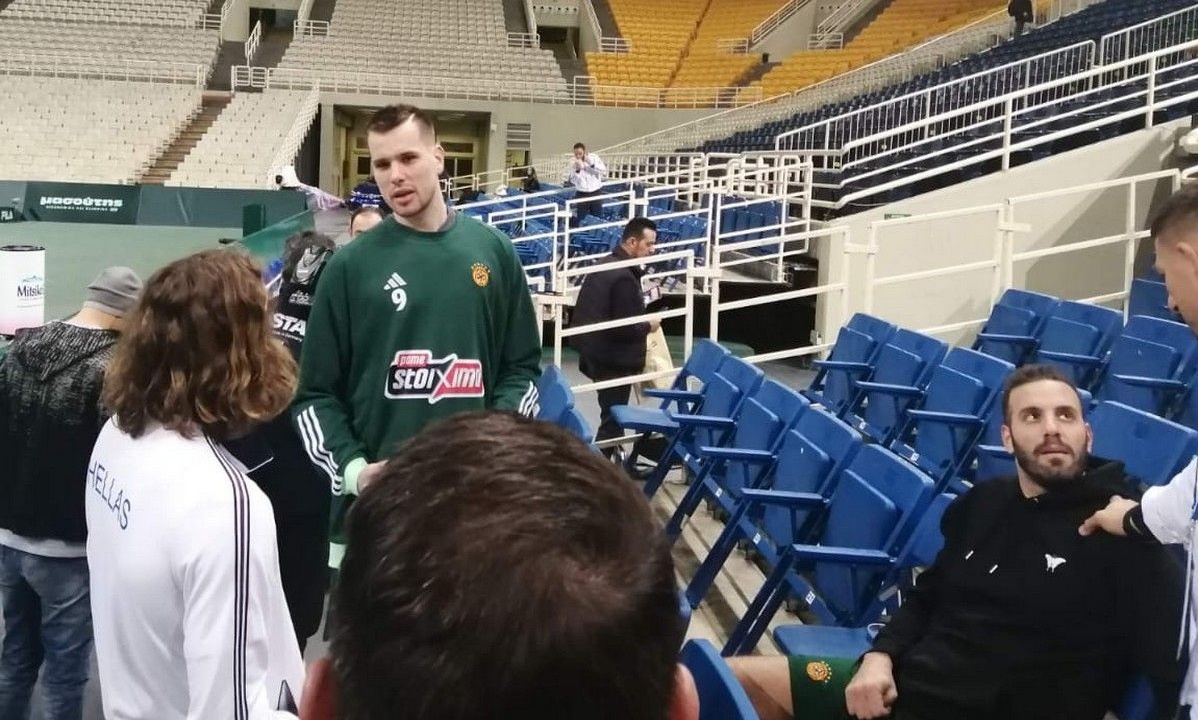 Στέφανος Τσιτσιπάς: Συζήτηση με Αγραβάνη και Παππά στο ΟΑΚΑ - Το πρόγραμμα του Davis Cup