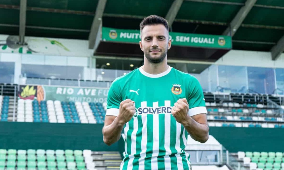 Πορτογαλία: Τίμησαν τη μνήμη του Ατσού - Βασικός ο Σάμαρης στην ήττα από την Πόρτο (video)