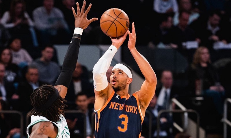 NBA: Οι Νικς λύγισαν τους Σέλτικς και δίνουν την πρωτιά στους Μπακς (videos)