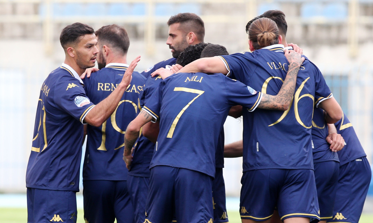 Θέλει την Καλλιθέα πέμπτη δύναμη στην Ελλάδα ο Τεντ Φιλιππάκος