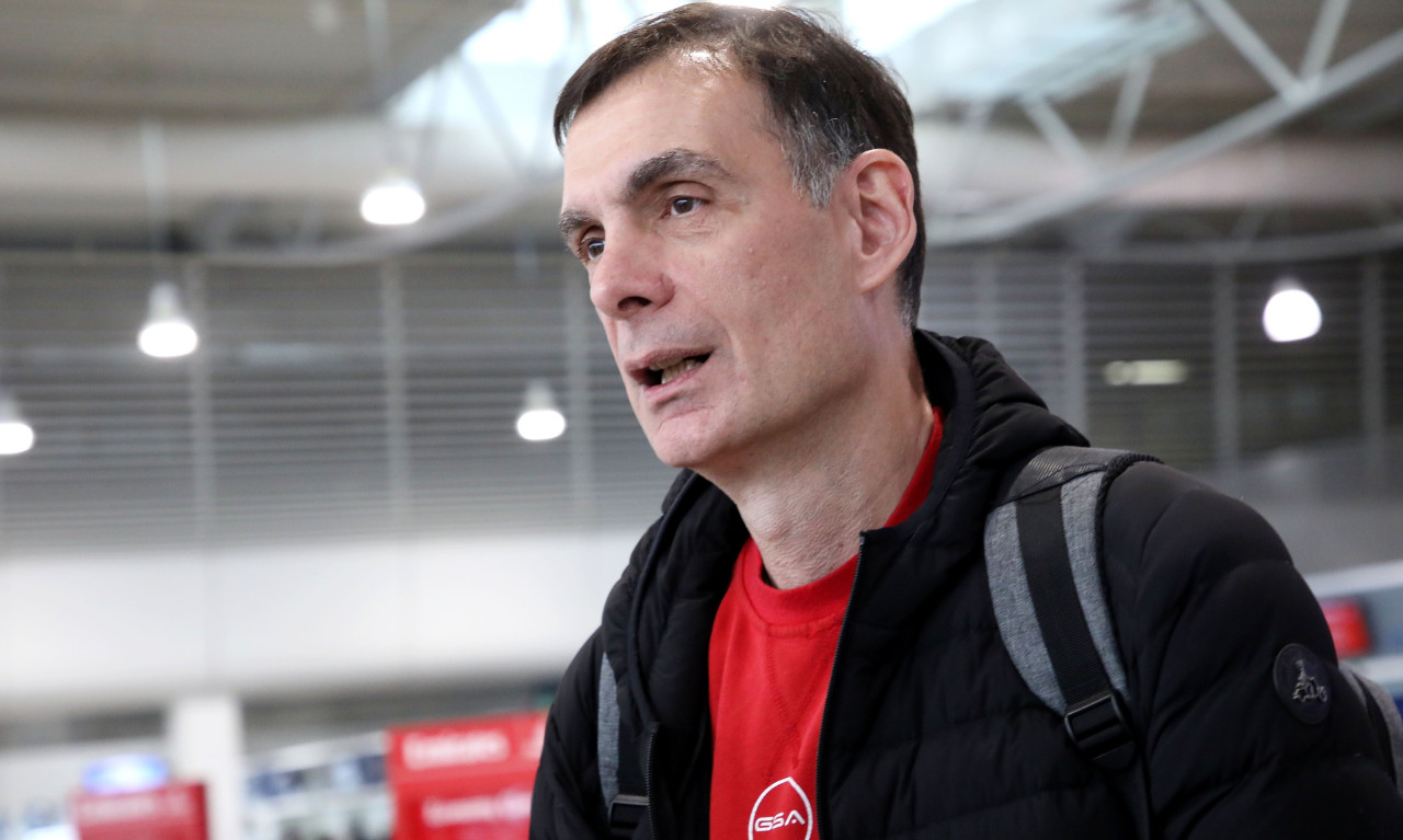 Ολυμπιακός: Οι ατάκες του Μπαρτζώκα για το δυστύχημα στα Τέμπη και τη μάχη με την Αρμάνι