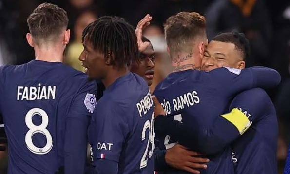 Ligue 1: Διψήφια διαφορά για την Παρί - Βραδιά ρεκόρ για Εμπαπέ