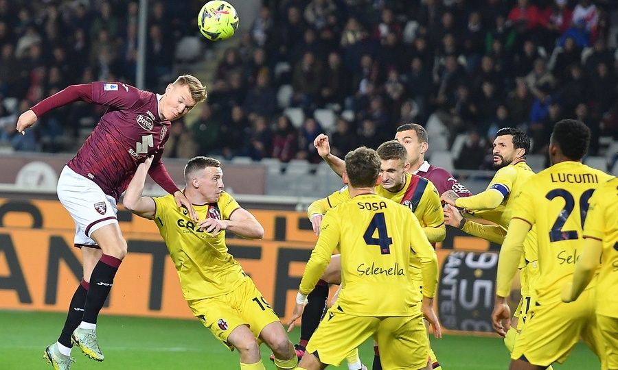 Serie A: Χαμογέλασε η Τορίνο, πήρε το θρίλερ η Σασουόλο (video)
