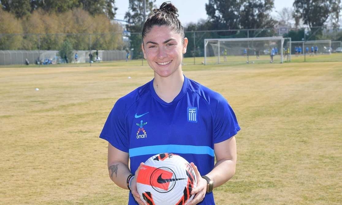 Ελένη Μάρκου: Ο «Hulk» του γυναικείου ποδοσφαίρου, από τη Καστοριά στη Ζυρίχη με μια μπάλα στα πόδια