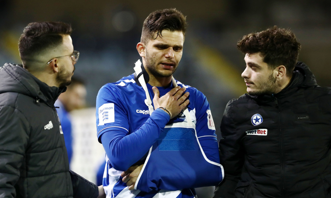 Ατρόμητος: Κάταγμα ο Στρούγγης, προσωρινά δεν κάνει επέμβαση