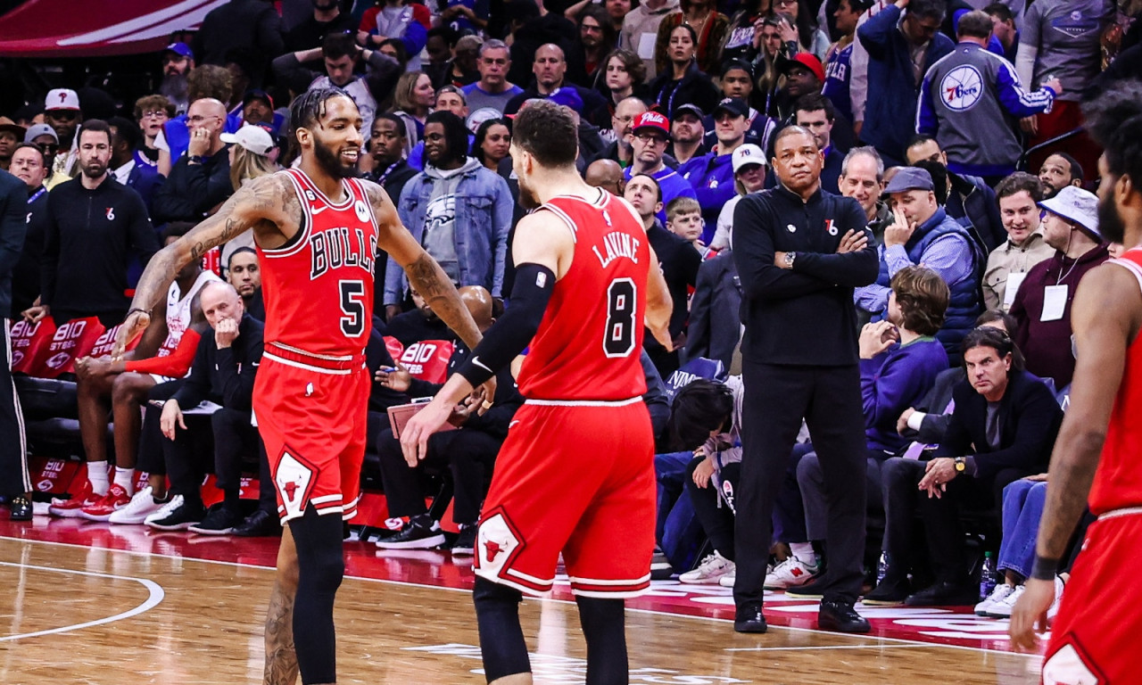 NBA: Μεγάλο «διπλό» των Μπουλς στη Φιλαδέφλεια | Τα αποτελέσματα της βραδιάς (videos)