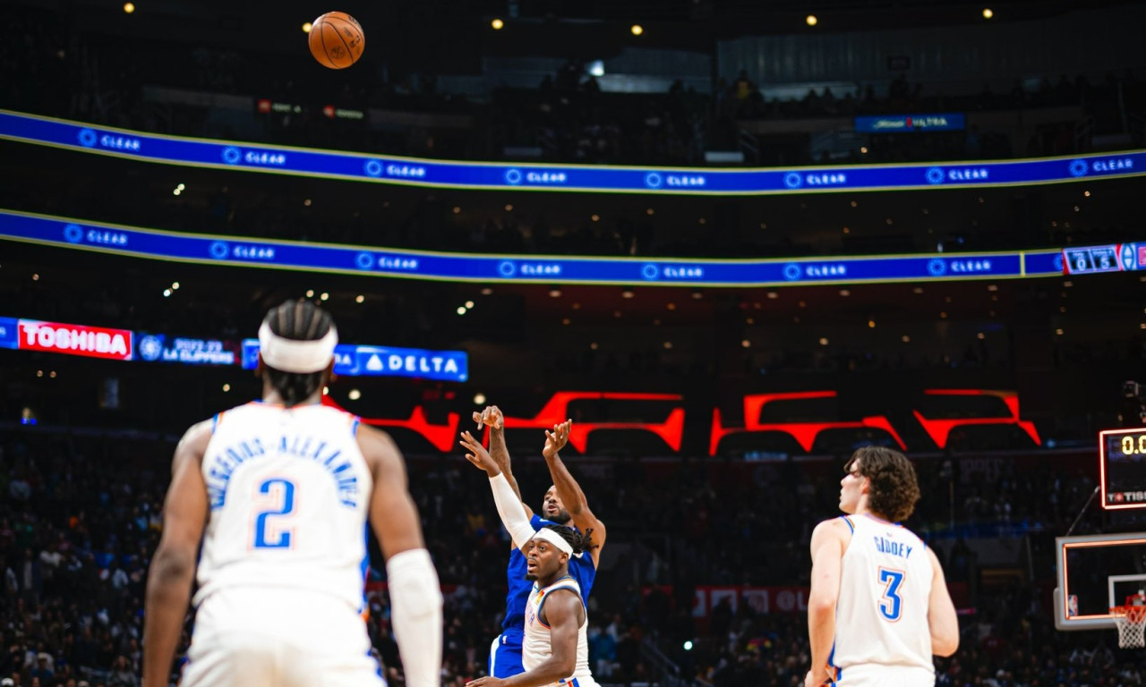 NBA: Πήραν το ντέρμπι οι Θάντερ | Κοντά στο play in (videos)