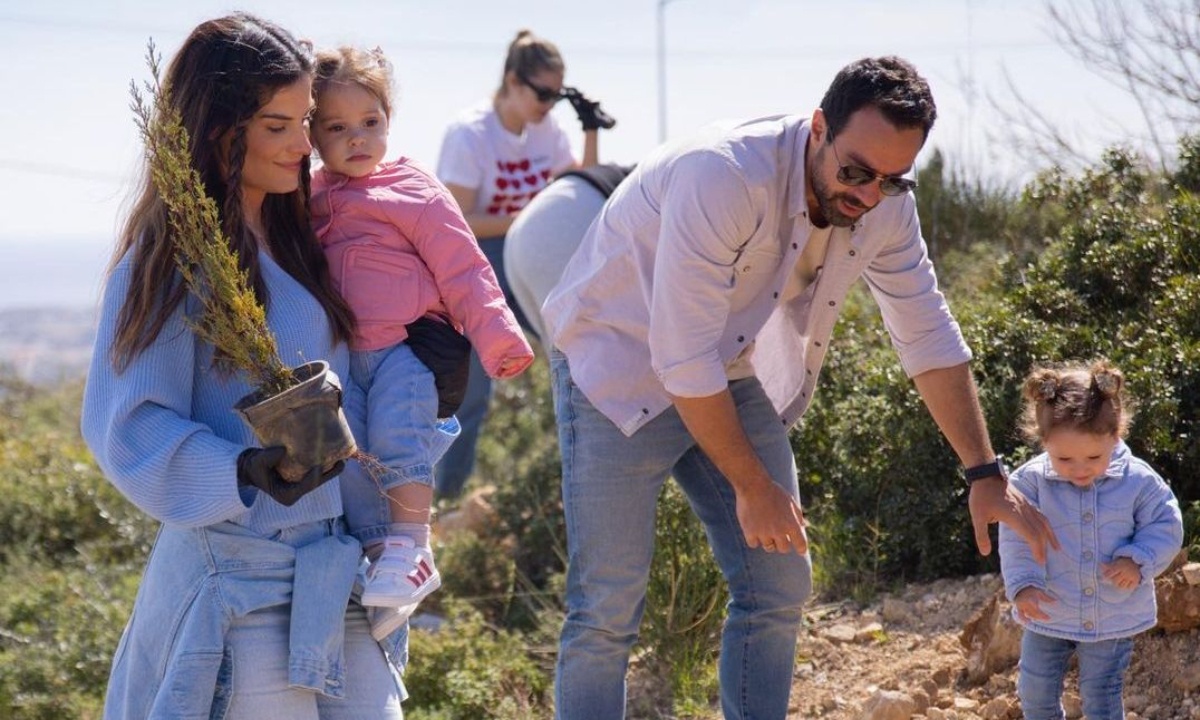 Μπόμπα: Το σπίτι της είναι... παιδότοπος! Έχει και… τραμπολίνο!