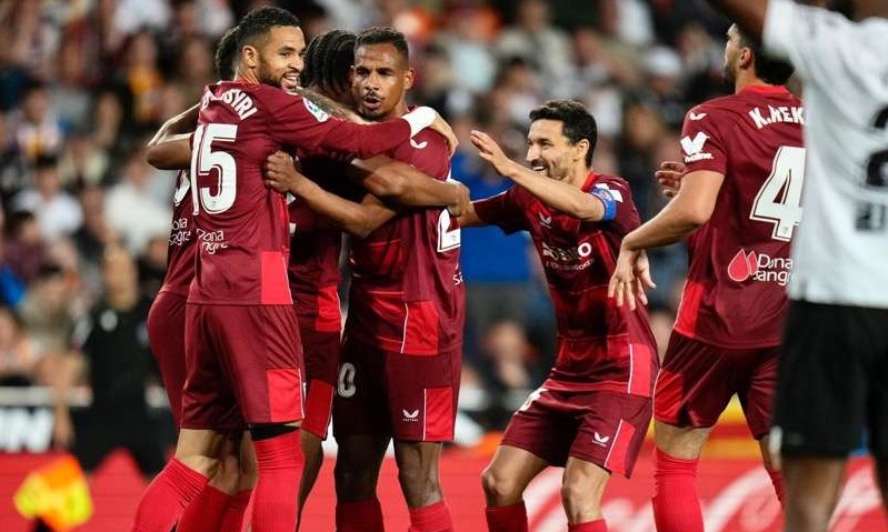 La Liga: Νίκη σωτηρίας η Σεβίλλη, στο... γκρεμό η Βαλένθια