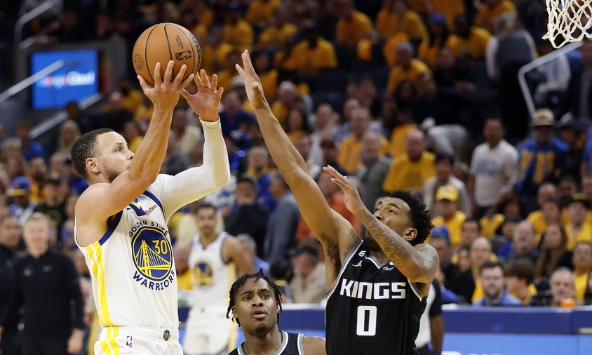 NBA: Πήραν το θρίλερ και ισοφάρισαν οι Ουόριορς | Break οι Σέλτικς, «ζωντανοί» οι «Λύκοι» (videos)