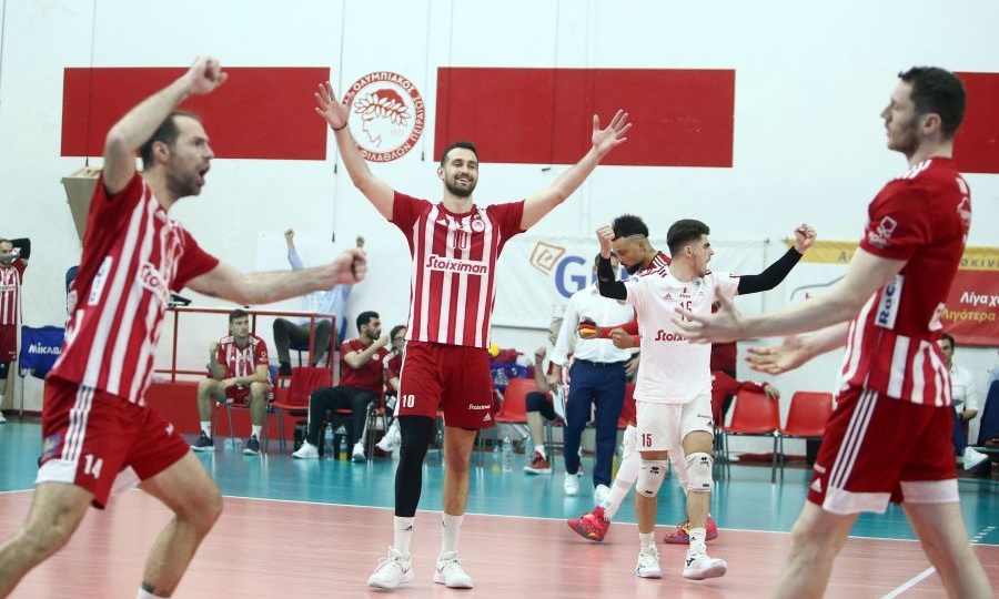 Ολυμπιακός - ΠΑΟΚ 3-2: Με απίθανη ανατροπή αγγίζει τον τίτλο της Volley League