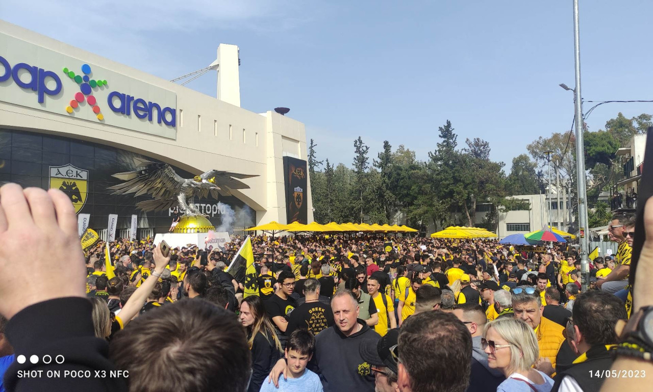 Super League: Χαμός από νωρίς στη Νέα Φιλαδέλφεια για το ματς – τίτλου, ΑΕΚ – Βόλος