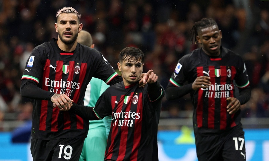 Serie A: Μίλαν... πέντε αστέρων