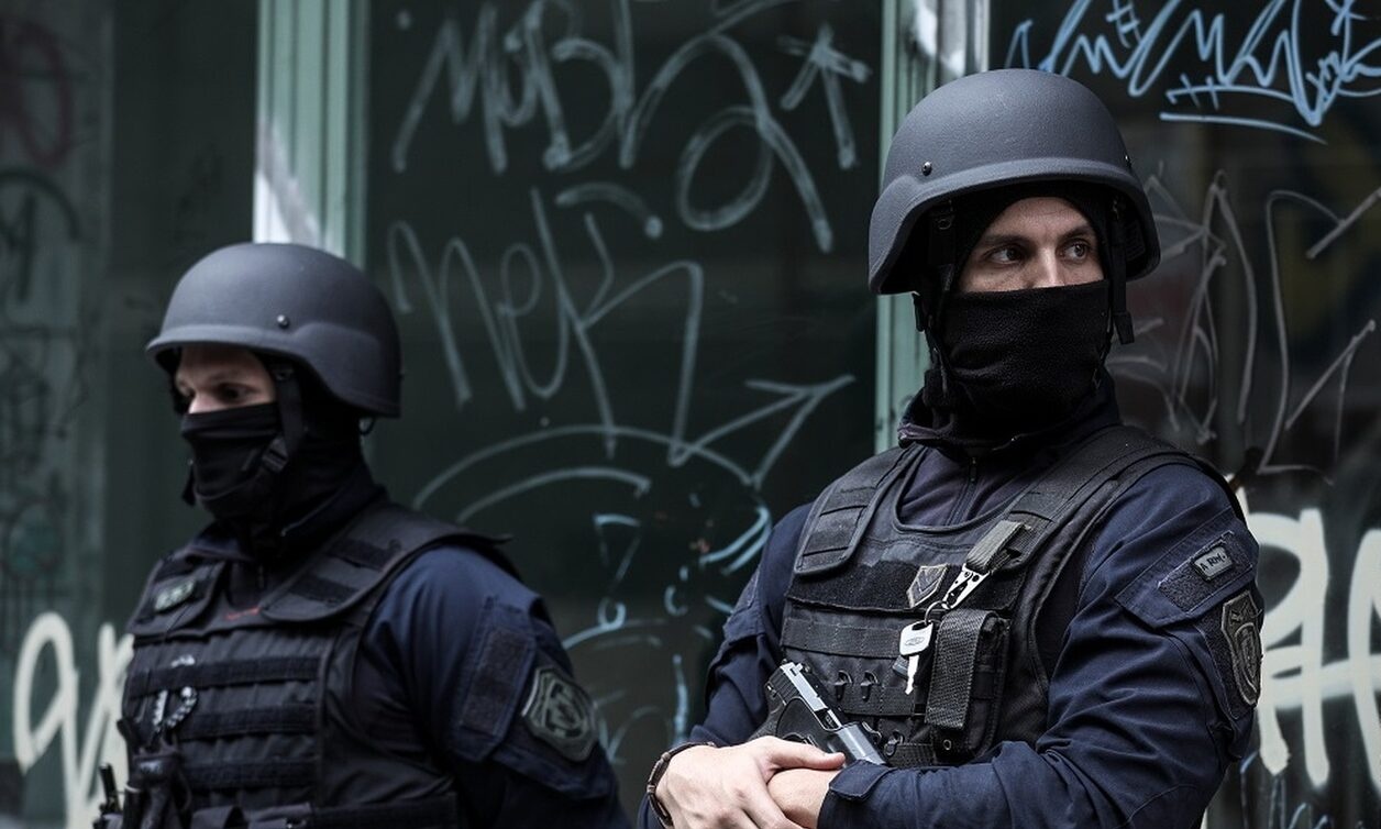 Super League 2: Έφοδος σε παράγοντες από Interpol για παράνομο στοιχηματισμό