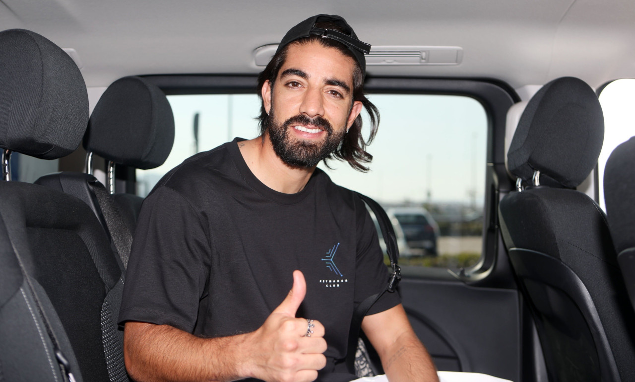 Μεταγραφές, ΑΕΚ: ΄Έφτασε Αθήνα ο Πιζάρο και υπογράφει!