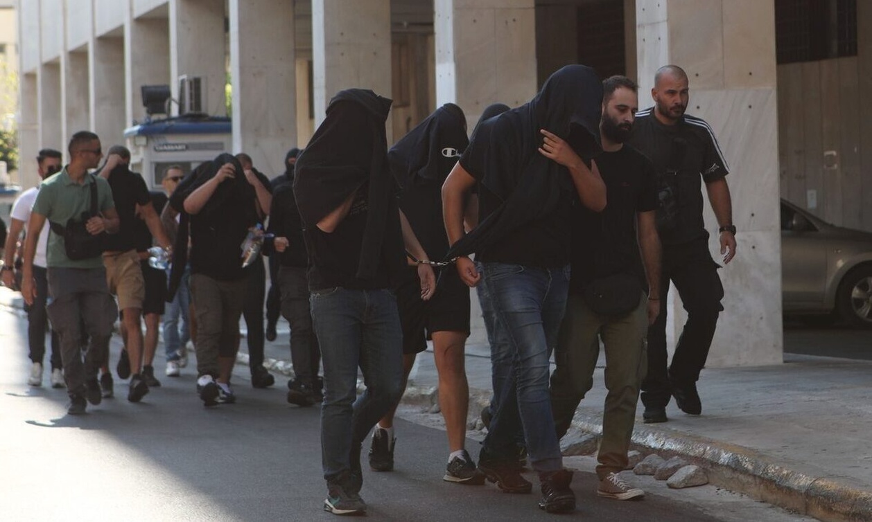 Νέα Φιλαδέλφεια: Έρχονται νέα εντάλματα σύλληψης για Κροάτες και Έλληνες χούλιγκαν