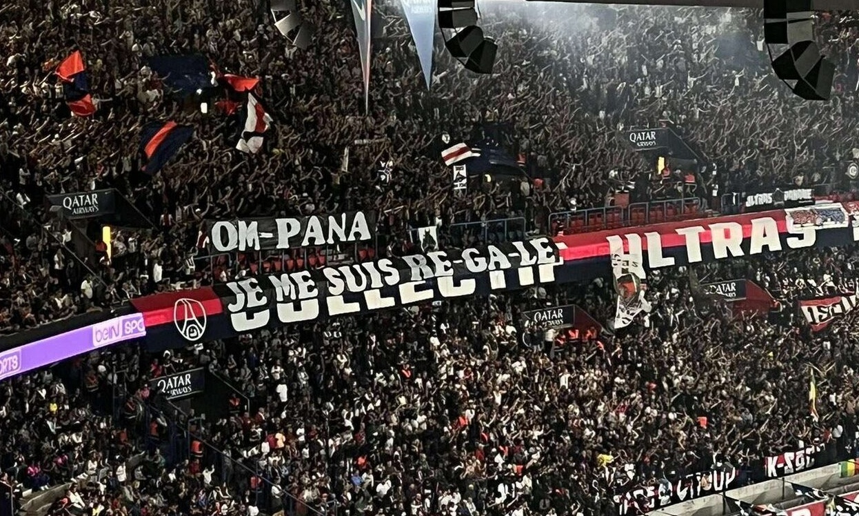 Η καζούρα των οπαδών της Παρί με πανό για Παναθηναϊκό