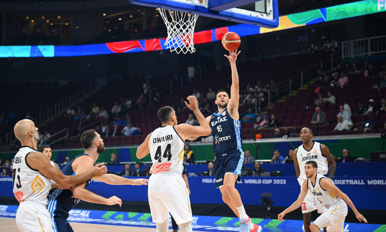 Μουντομπάσκετ 2023: Έγραψε ιστορία ο Παπανικολάου – Ο πρώτος εν ενεργεία σε συμμετοχές με την Εθνική