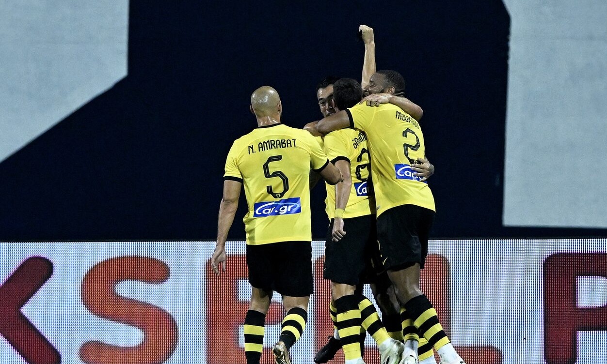 Μιχάλης Κατσούρης: Έγινε γκράφιτι ο Γαλανόπουλος για τον πανηγυρισμό του στο Ζάγκρεμπ