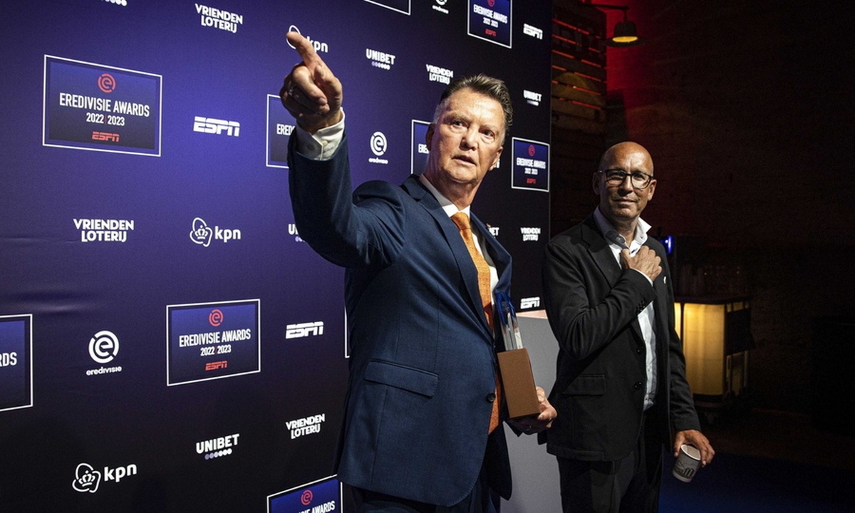 Ολλανδία: Συγκλονίζει ο Φαν Χάαλ για τη μάχη με τον καρκίνο | «Θαύμα αν θα πάω ξανά μόνος τουαλέτα»