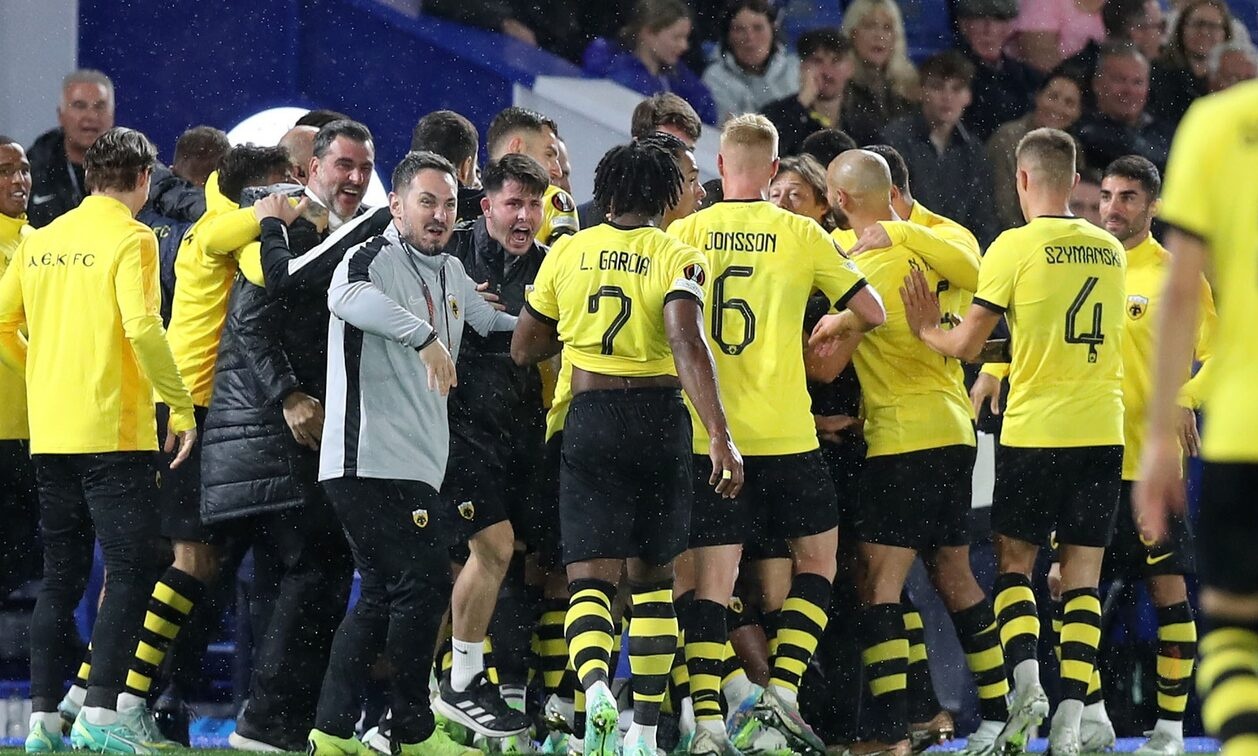 Europa League, ΑΕΚ: Τρελή χαρά στο χορτάρι, απίστευτο πάρτι στην εξέδρα - Η παρακάμερα με Μπράιτον