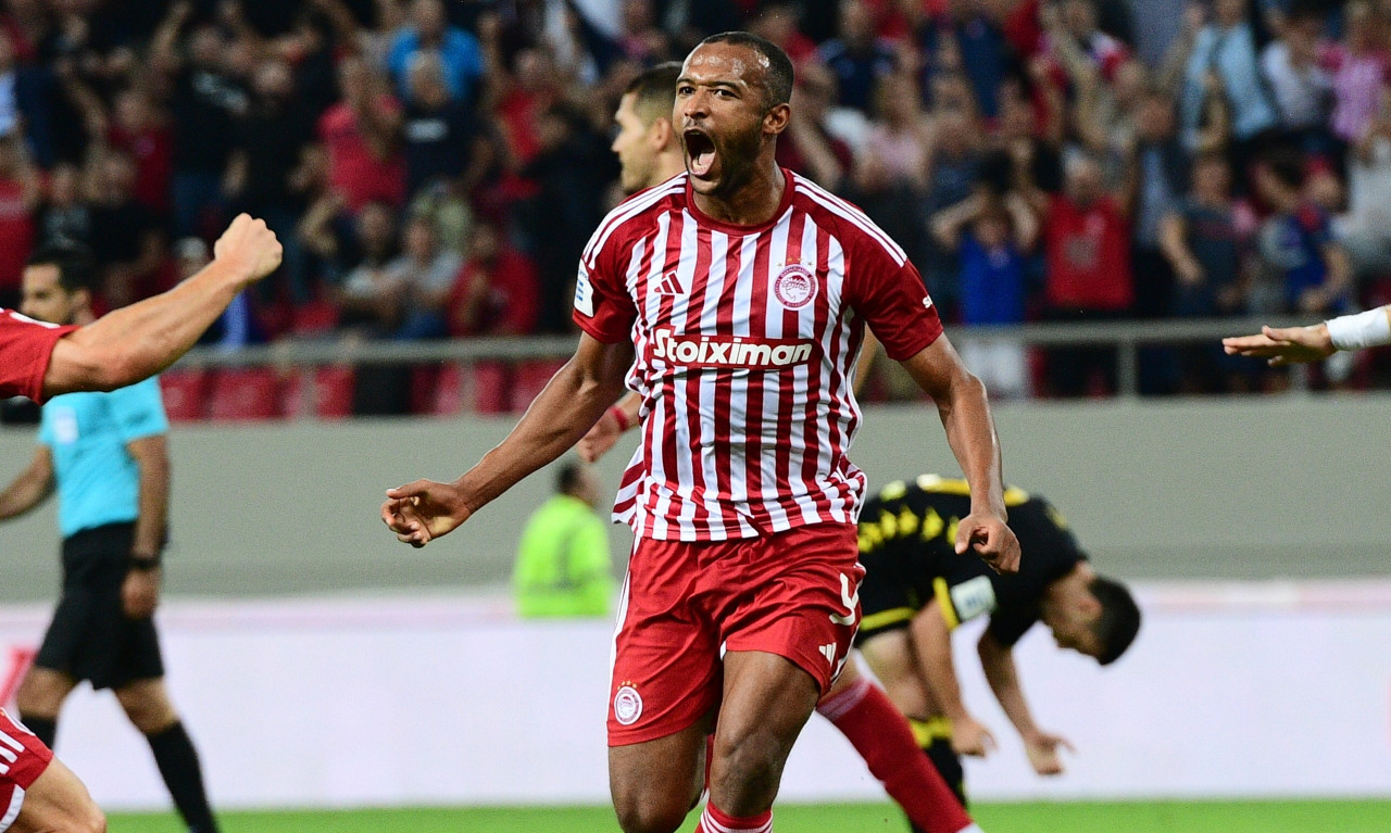 Super League, Ολυμπιακός – Άρης 4-1: Ο Ελ Κααμπί έκανε τη διαφορά στην τέταρτη «τεσσάρα» του!