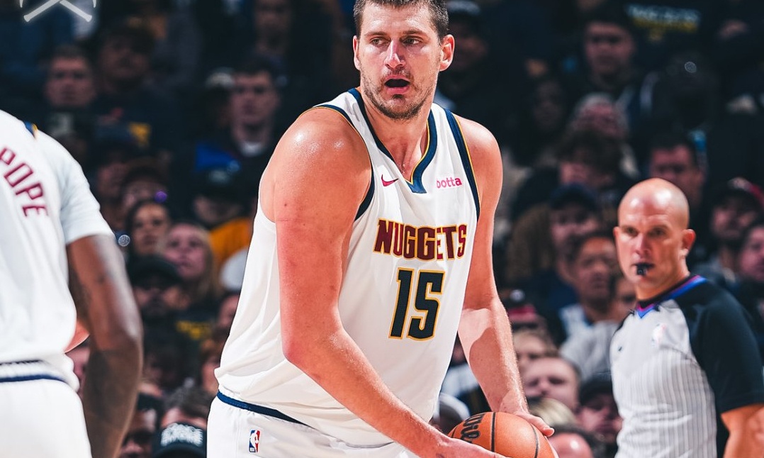 NBA: Ιστορικό τριπλ νταμπλ ο Γιόκιτς, «καυτός» Στεφ Κάρι – Aποτελέσματα, βαθμολογίες και highlights
