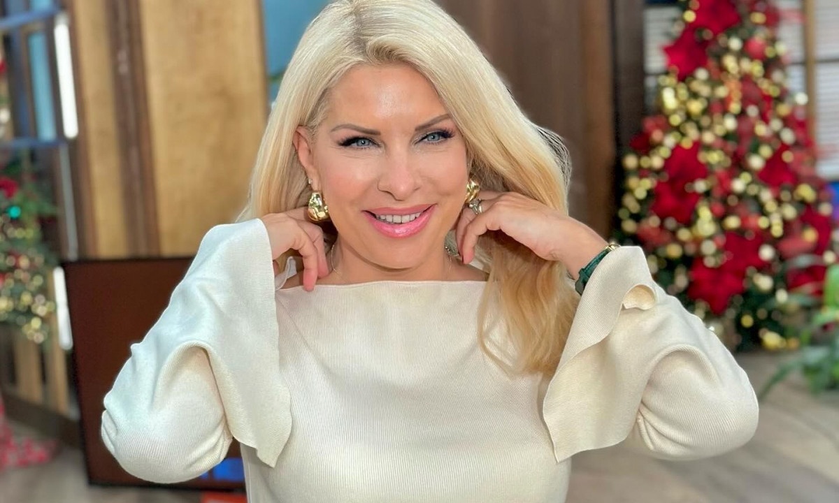 Μενεγάκη: «Επιτέλους μπήκα στη φούστα που ήθελα, δεν σπάει το κουμπί»
