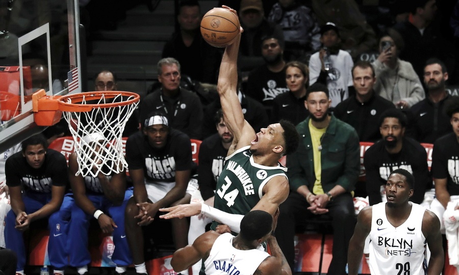 NBA: Περίπατος των Μπακς στο Μπρούκλιν με 30άρα του Γιάννη Αντετοκούνμπο (vids)