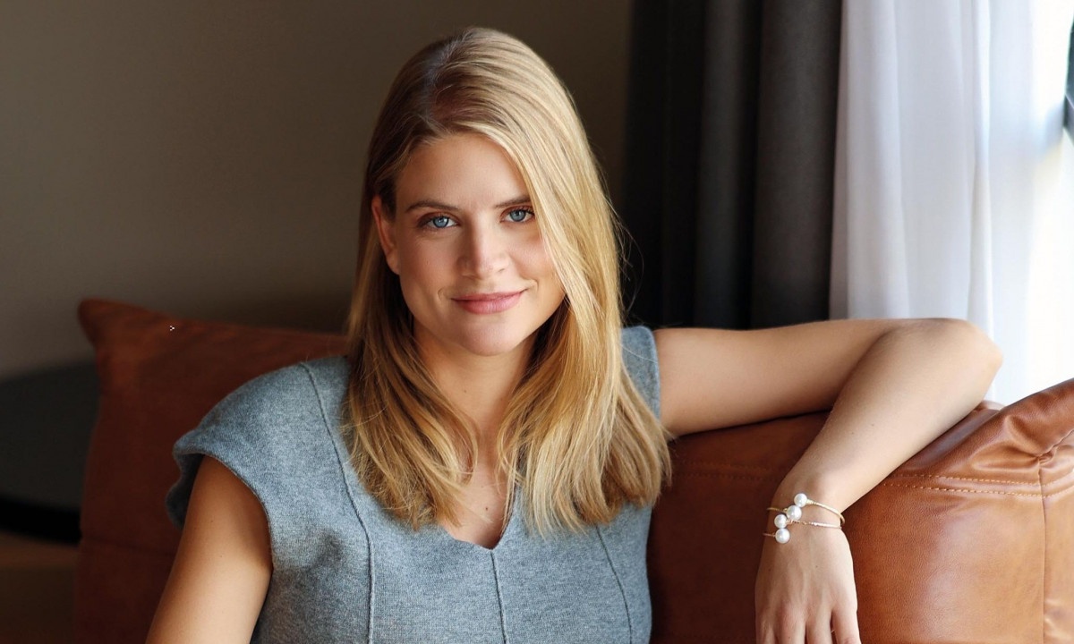 Η Δανάη Μιχαλάκη έκοψε τα μαλλιά της αφέλειες