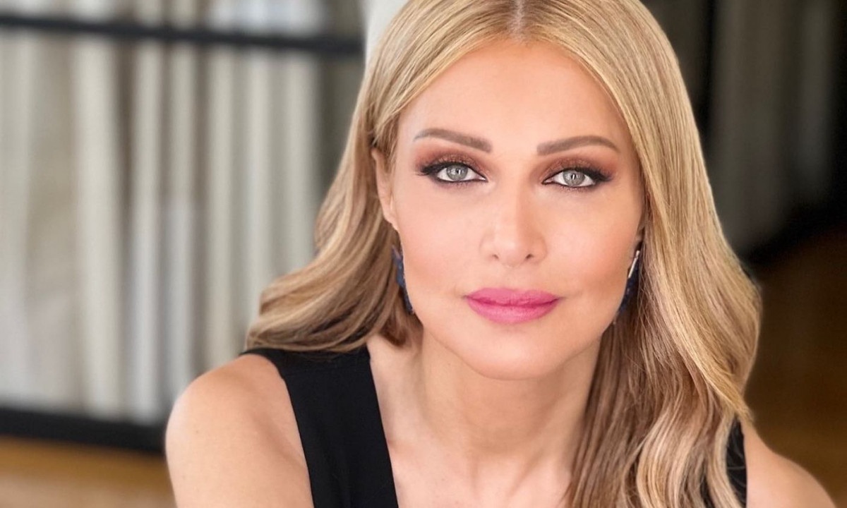 Θεοδωρίδου: Έκοψε Βασιλόπιτα και «χαζέψαμε» με την iconic κουζίνα της