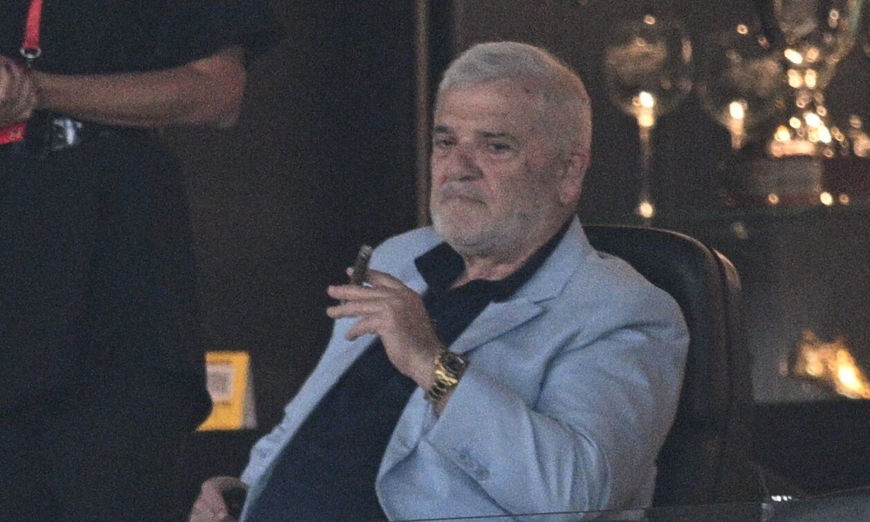 Ολυμπιακός - ΑΕΚ: «Τρελάθηκε» με το «διπλό» ο Μελισσανίδης - Κέρασε όλο το μαγαζί στο Ρέμο (video)