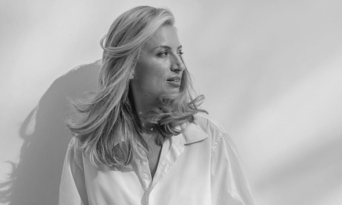 Συγκινεί η Ηλιάκη: «Φοβόμουν μη μεγαλώσω και φύγεις»