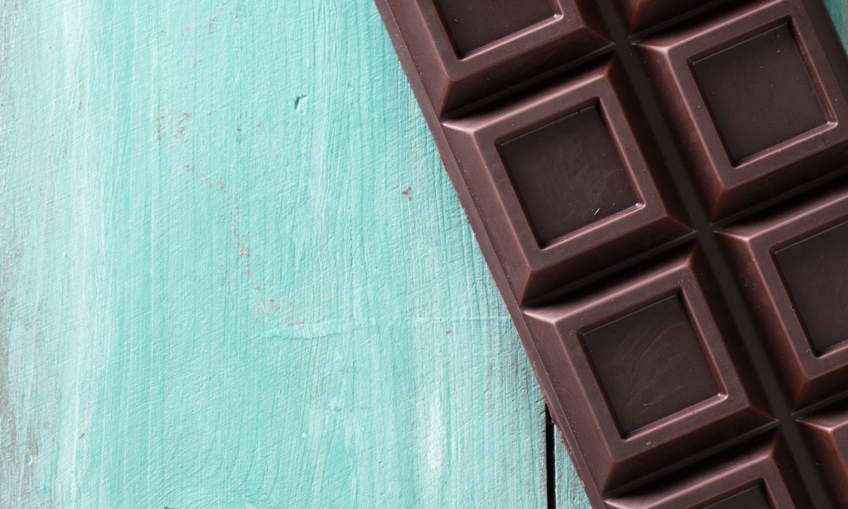 Μαύρη σοκολάτα και ιδιοπαθής υπέρταση: Τι ανακάλυψαν οι ερευνητές