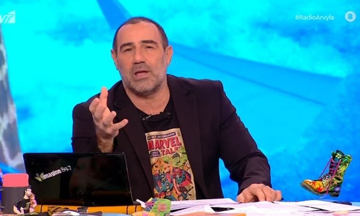 Κανάκης: «Τα φιλιά μου στην οικογένειά μου. Είμαστε όλοι άρρωστοι»