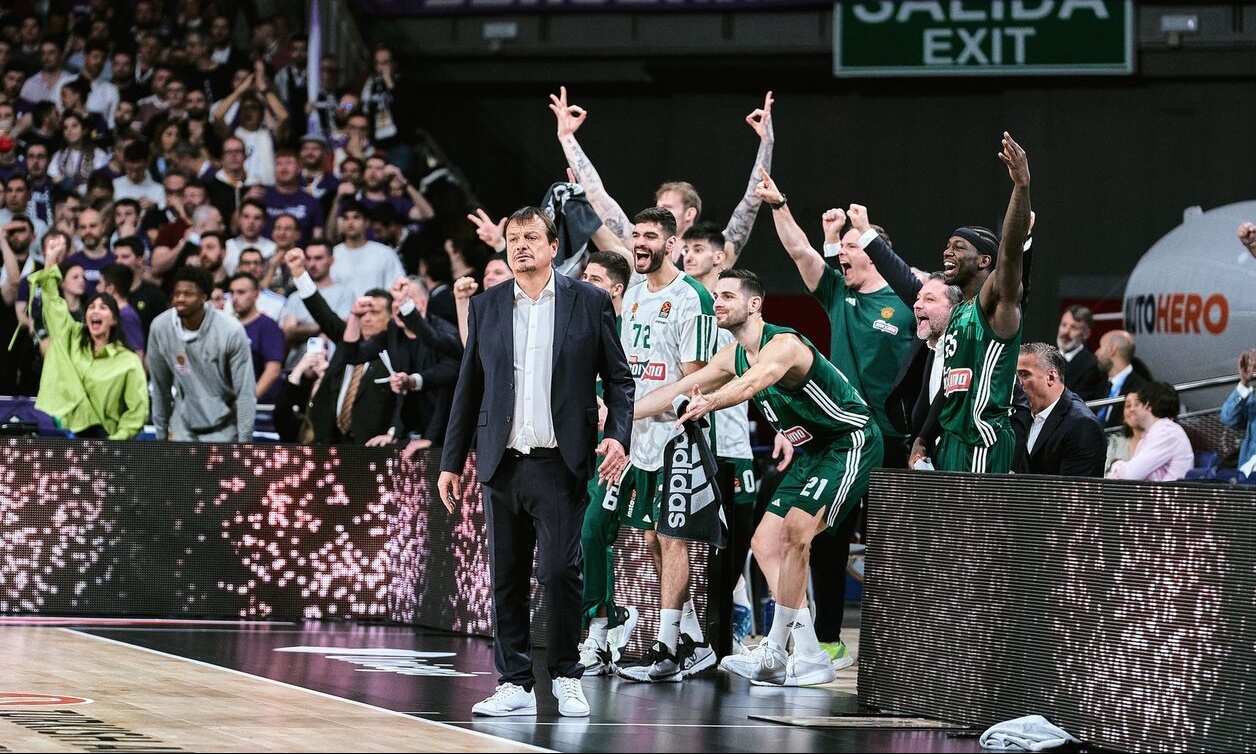 Αταμάν: «Παίξαμε εξαιρετικό μπάσκετ, φανταστική εμφάνιση Σλούκα»