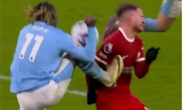 Premier League: Οι εξηγήσεις του VAR γιατί δεν δόθηκε πέναλτι στο Λίβερπουλ - Μάντσεστερ Σίτι