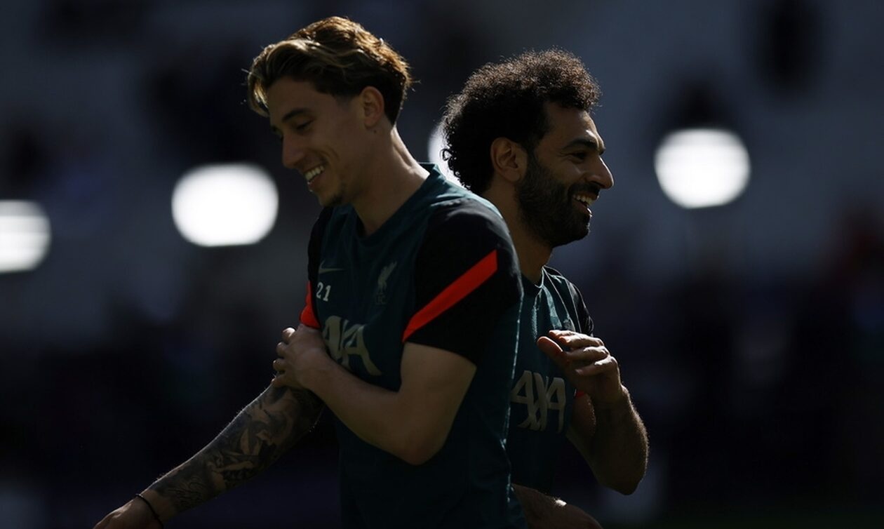 Τσιμίκας: Ασύλληπτη ποδιά στον Σαλάχ και «γλέντι» στην προπόνηση της Λίβερπουλ (video)