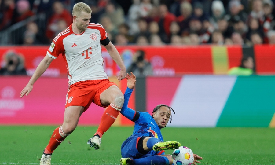 Bundesliga: Ο Ντε Λιχτ αποκλείει μεταγραφή του από την Μπάγερν