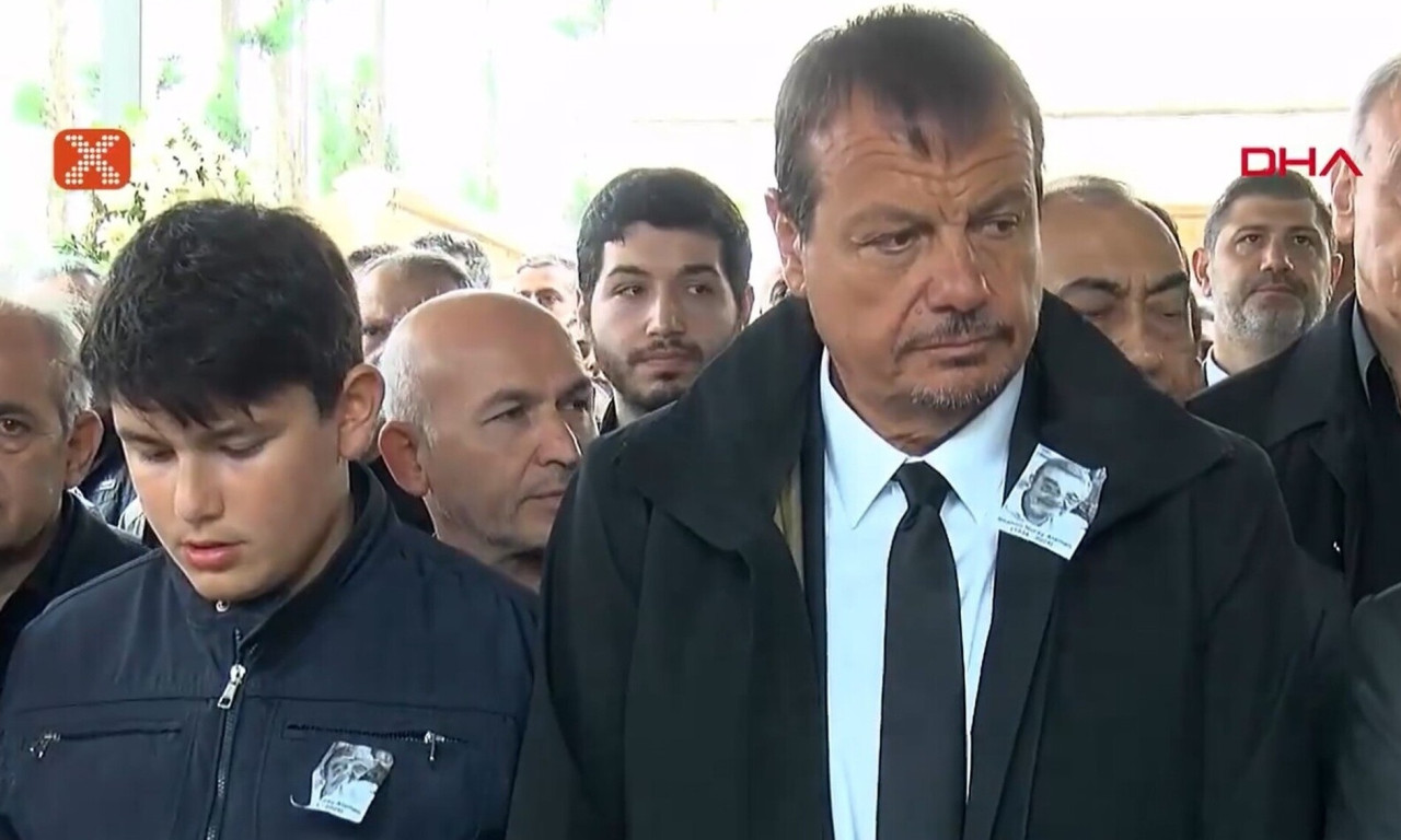Στην Τουρκία για την κηδεία του πατέρα του ο Εργκίν Αταμάν