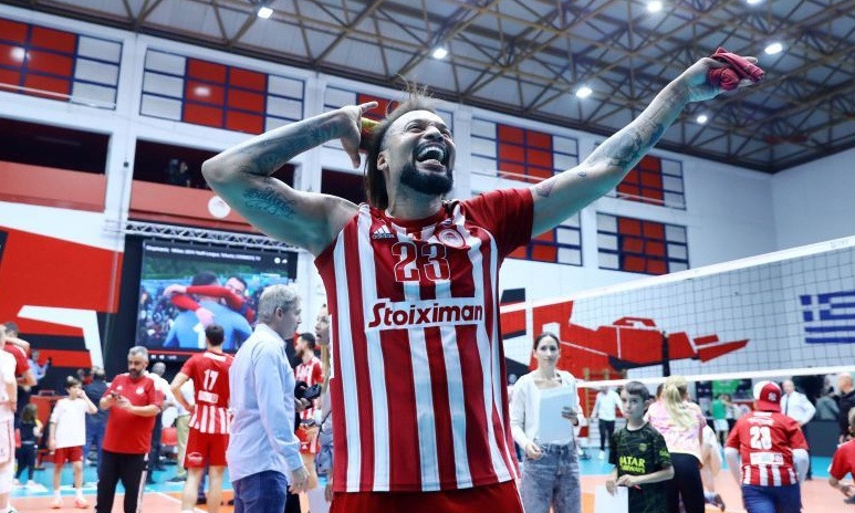 Πρωταθλητής ο Ολυμπιακός στη Volley League, επικράτησε στο «θρίλερ» με τον Παναθηναϊκό