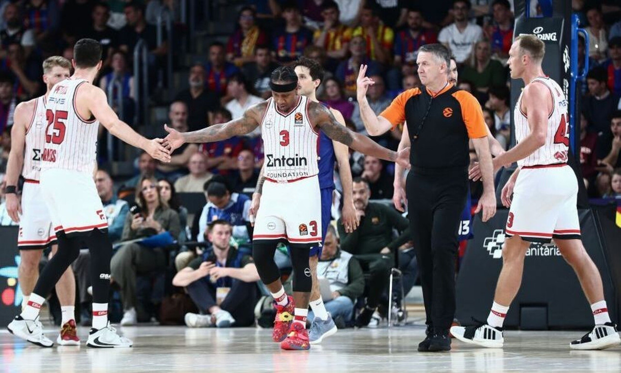 Μπαρτσελόνα - Ολυμπιακός: Οι διαιτητές του καθοριστικού Game 5