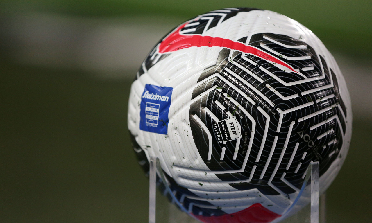 Super League LIVE: Τα ντέρμπι Ολυμπιακός – ΑΕΚ και ΠΑΟΚ – Παναθηναϊκός
