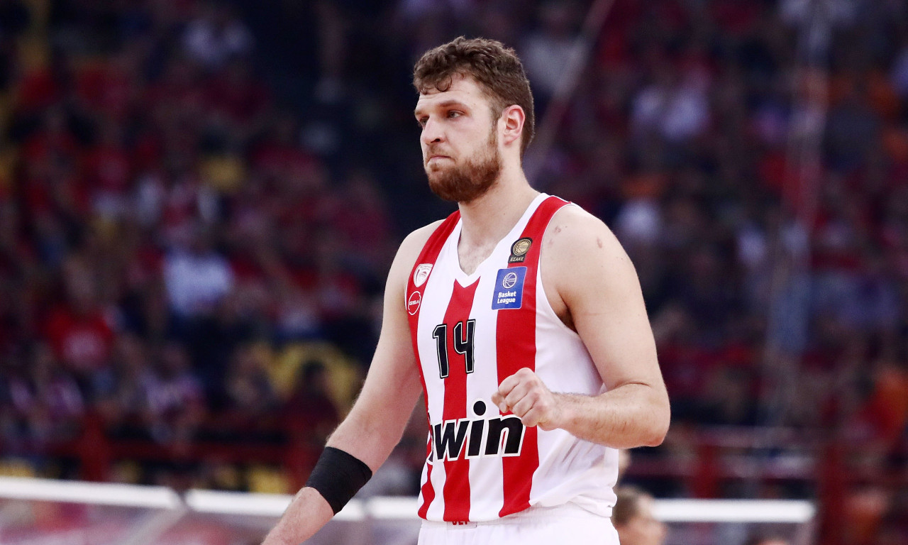 Ολυμπιακός: Ο Σάσα Βεζένκοφ επιστρέφει στους «ερυθρόλευκους»