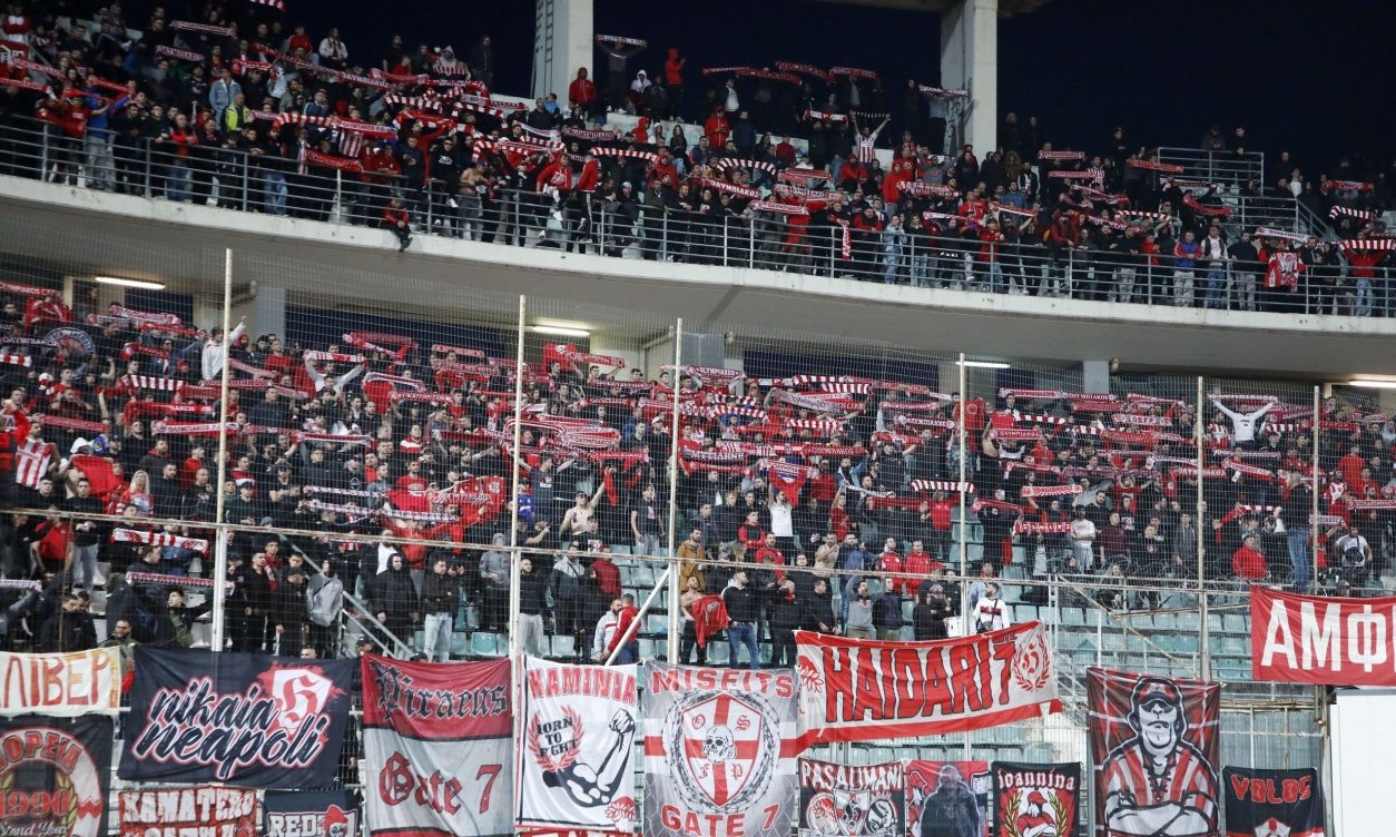 Super League: Απαγόρευση οργανωμένης μετακίνησης, επιτρέπεται η μεμονωμένη σε Βόλο και Περιστέρι