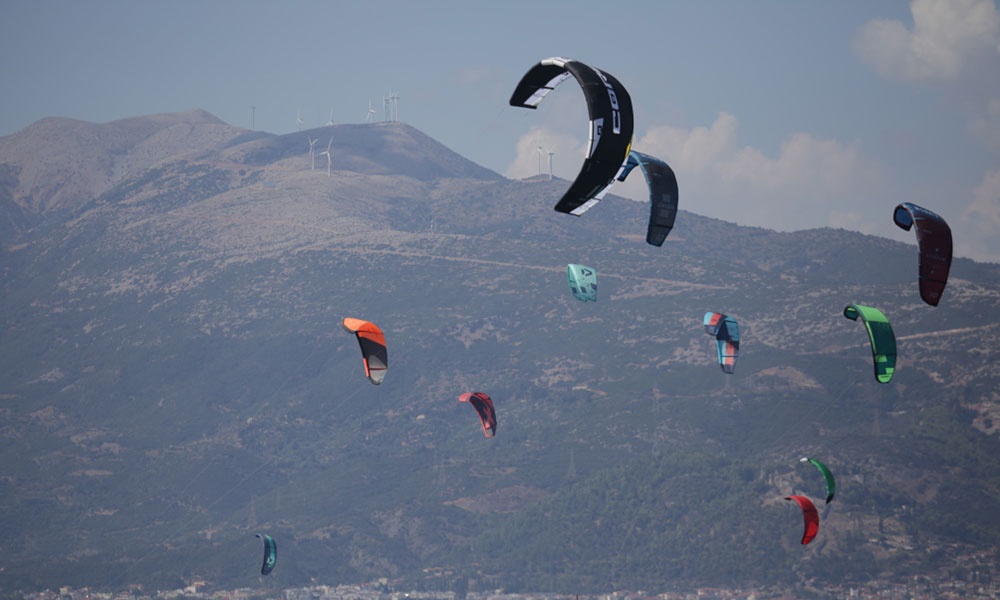 Ιστιοπλοΐα: Το πανελλήνιο πρωτάθλημα Formula Kite και KiteFoil
