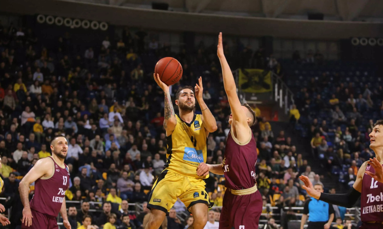 Άρης – Τσεντεβίτα: Νίκη για να σηκώσει κεφάλι η ομάδα του Καστρίτη