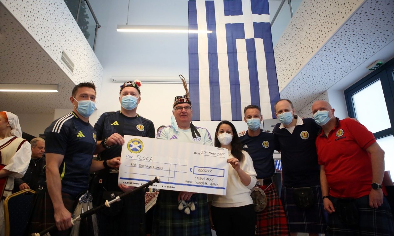 Ελλάδα - Σκωτία: Στη «Φλόγα» ο Βρετανός πρέσβης και οι Τartan Army για μια σπουδαία δωρεά