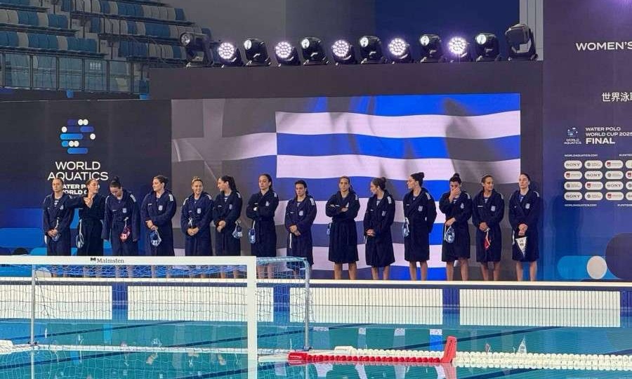 Έτοιμες να… τσουγκρίσουν χρυσά μετάλλια οι κυρίες της Εθνικής Ελλάδας στο πόλο