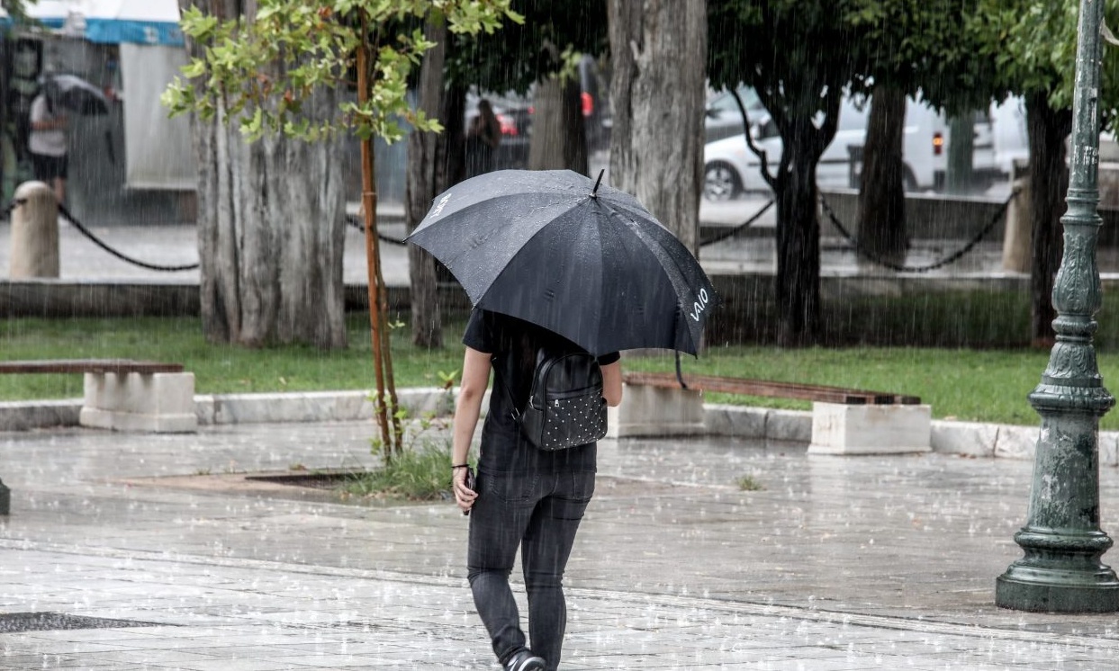 Αλλάζει ο καιρός: Άνοιξη τέλος, έρχεται νέο μοτίβο και υποτροπή - Η πρόγνωση Χατζηγρίβα